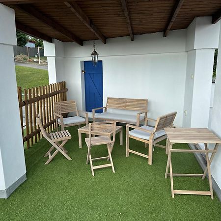 Nad Slovackym Sklipkem Villa Tupesy Buitenkant foto