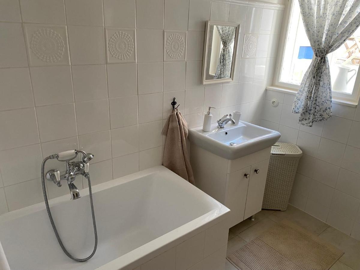 Nad Slovackym Sklipkem Villa Tupesy Buitenkant foto